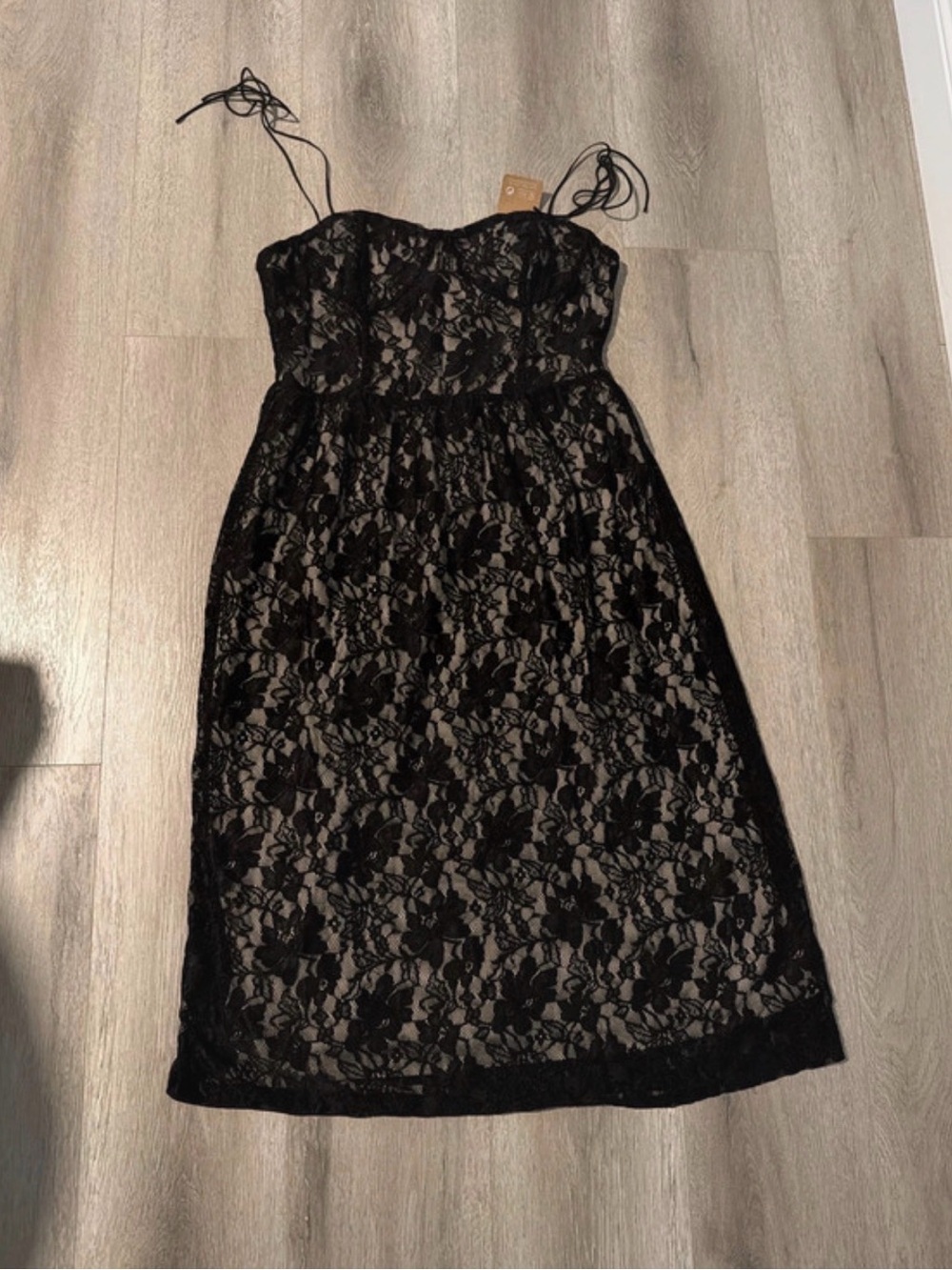 RIHOAS Black Lace Strapless Midi Dress with Nude Lining